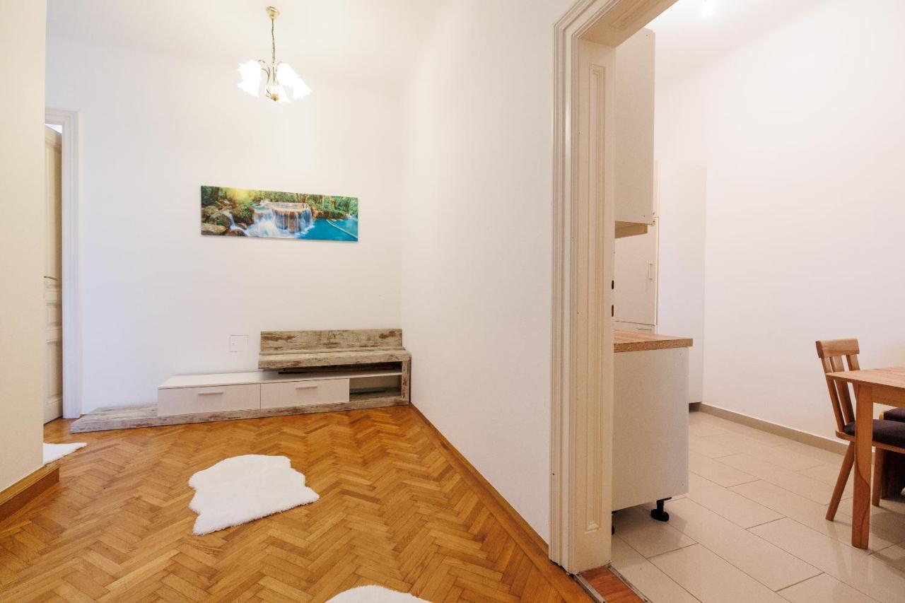 Central Apartment - Private Sauna Vienna Exterior photo